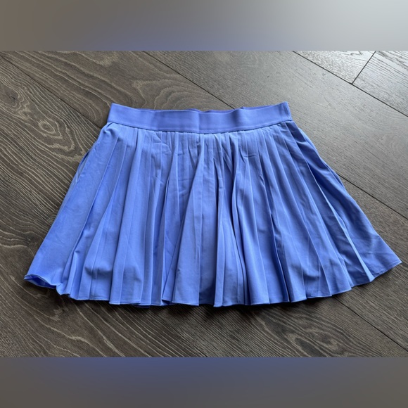 Aritzia TnaAction Move Tech Swish Skirt in Purple Size Large - Picture 1 of 7